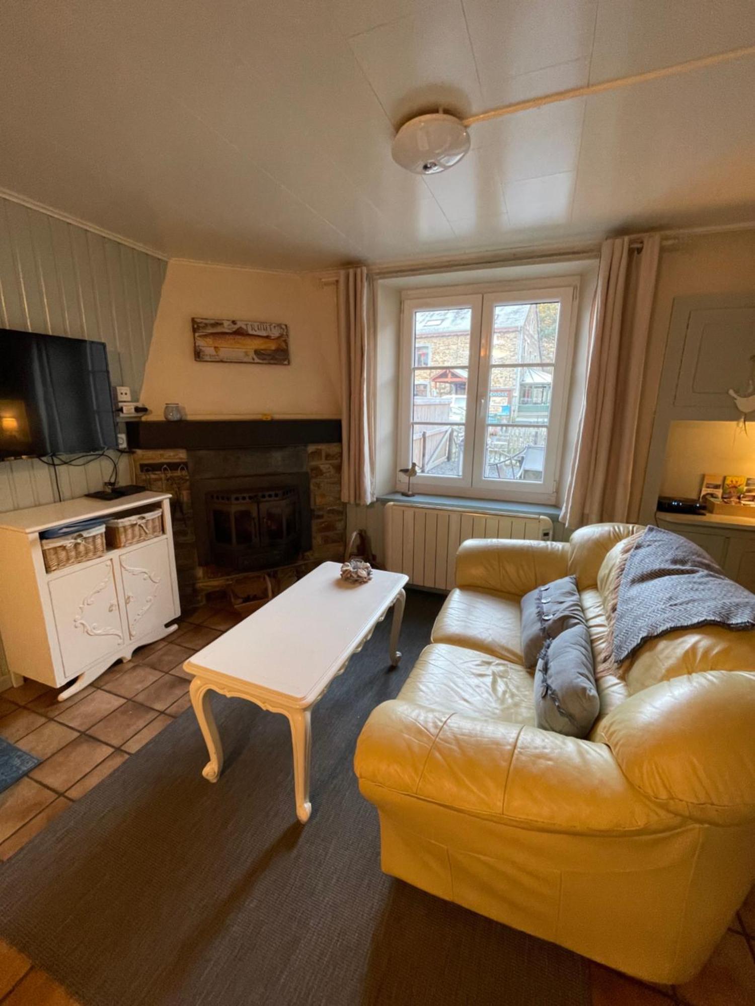 Gite La Truite A Mouzaive Vresse-sur-Semois ภายนอก รูปภาพ
